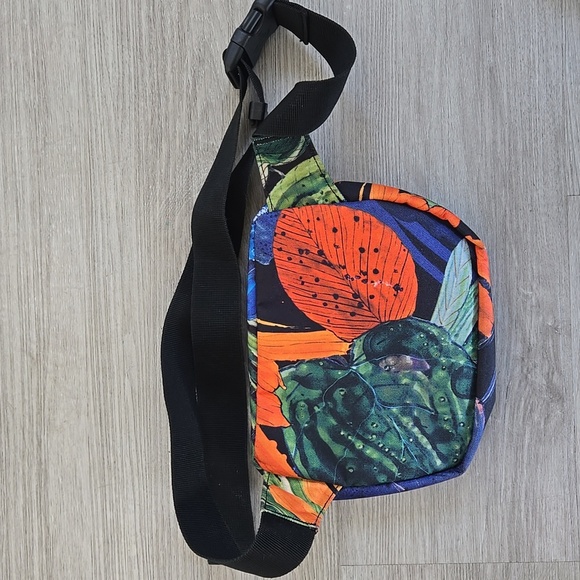 Herschel Supply Company Floral Print Fanny Pack - Blue and Orange - Picture 5 of 5